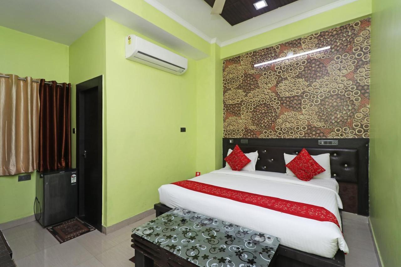 Capital O 8680 Hotel Vaishnavi Inn Hasanganj Exterior foto