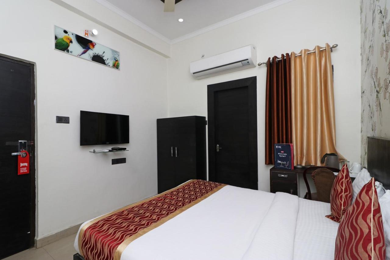 Capital O 8680 Hotel Vaishnavi Inn Hasanganj Exterior foto