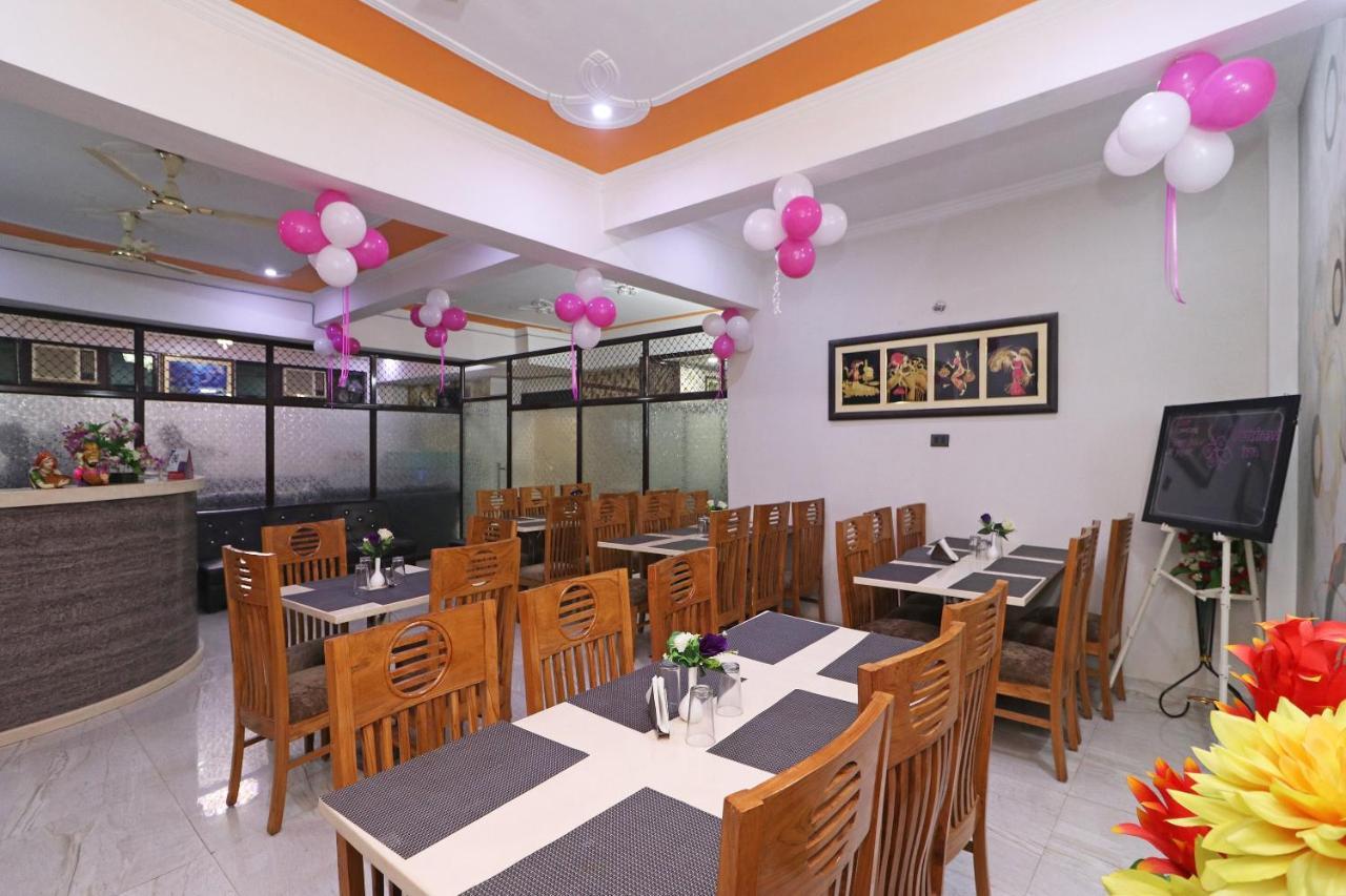 Capital O 8680 Hotel Vaishnavi Inn Hasanganj Exterior foto